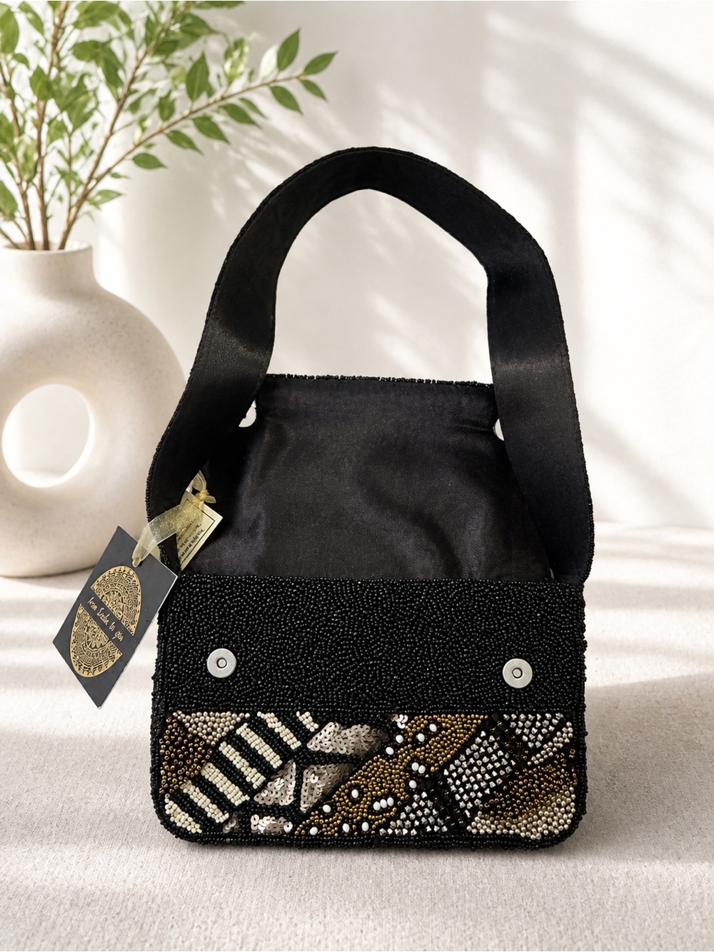 🖤 Handcrafted in India Beaded Black, Gold & Silver Shoulder Bag - Picture 3 of 4